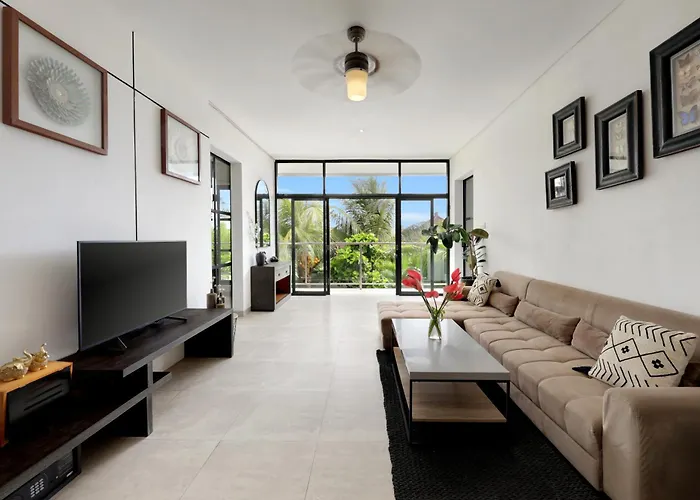 Villa Spacious 4 Bedroom 4 Baths In Seminyak (Bali)