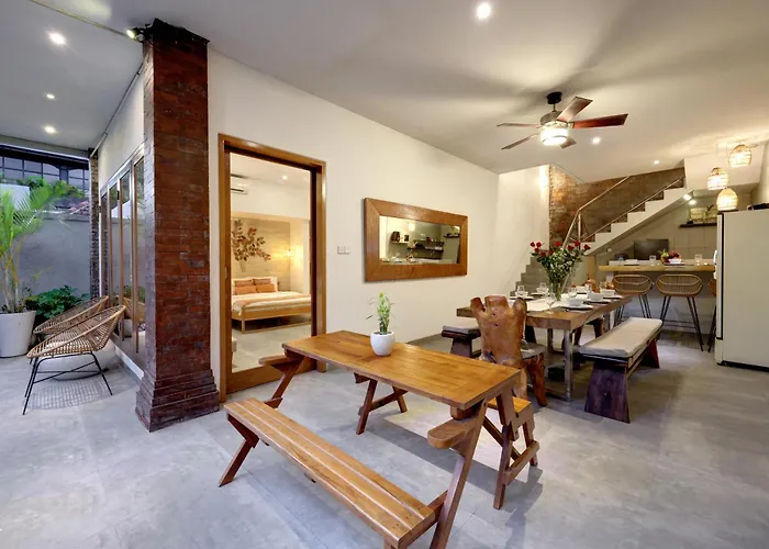 Spacious 4 Bedroom 4 Baths In * Seminyak (Bali)