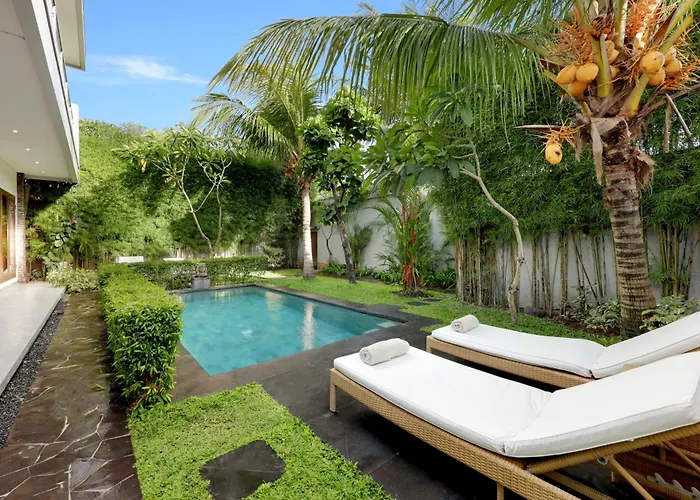 Spacious 4 Bedroom 4 Baths In Villa *